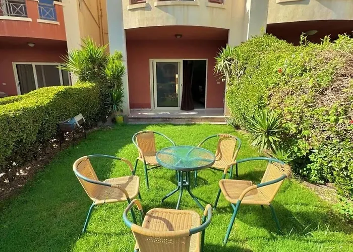 السويس * Ajn-Szuhna